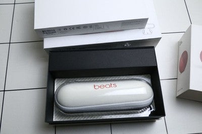 BEATS BY DR DRE PILL 2.0 BLUETOOTH SPEAKER NICKI PINK STAND LIMITED EDITION