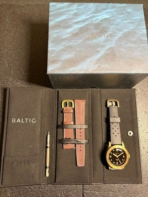 BALTIC AQUASCAPHE BRONZE AUTOMATIC DIVER 200M BLACK DIAL TROPIC RUBBER BOXED