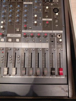 YAMAHA MG24/14FX MIXING CONSOLE 24CH ANALOG AUDIO MIXER SR MIXER WITH CASE