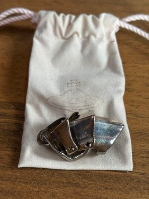 VIVIENNE WESTWOOD ARMOR RING S VINTAGE OLD MODEL RARE WORN BY JISOO