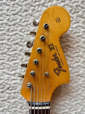 FENDER BASS VI ELECTRIC BASS GUITAR SUNBURST WITH SOFT CASE