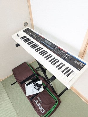 ROLAND JUNO-DI SYNTHESIZER KEYBOARD 61-KEY W/ STAND ADAPTER MANUAL FROM JAPAN