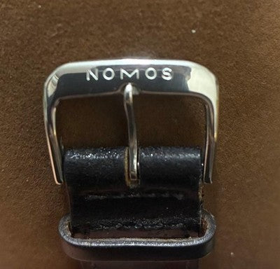 NOMOS METRO MT1A4W2 38.5MM ALPHA HAND-WIND BAUHAUS SILVER DIAL MEN'S WATCH USED