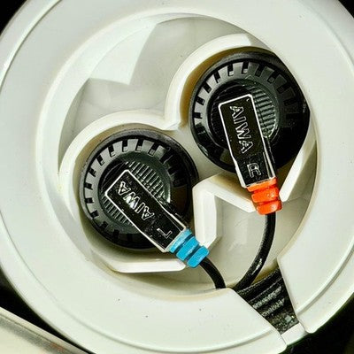 AIWA HP-V1 VINTAGE IN EAR STEREO EARPHONES MINI COLON 1985 DYNAMIC HEADPHONES