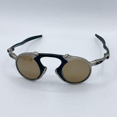 OAKLEY MADMAN SUNGLASSES FUTURISTIC DESIGN MEN'S EXCELLENT+++++