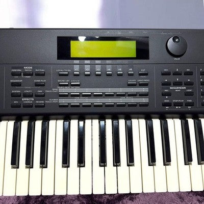 ROLAND XP-60 SYNTHESIZER 61 KEY WORKSTATION MUSIC KEYBOARD TESTED JAPAN