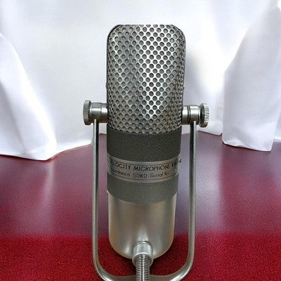 AIWA VM-15 VELOCITY RIBBON MICROPHONE WITH ORIGINAL CASE - 1957 VINTAGE