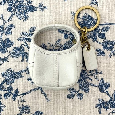 COACH OLD COACH MINI HOBO WHITE LEATHER BAG KEY RING CHARM VINTAGE 80S 90S