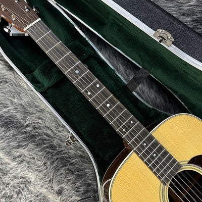MARTIN D-28 STANDARD 2022 ACOUSTIC GUITAR WITH HARD CASE SITKA SPRUCE