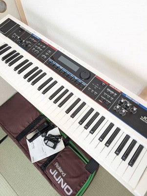 ROLAND JUNO-DI SYNTHESIZER KEYBOARD 61-KEY W/ STAND ADAPTER MANUAL FROM JAPAN