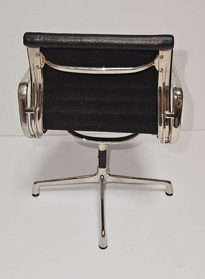 VITRA EAMES ALUMINUM CHAIR MINIATURE 1/6 CHARLES RAY RARE MUSEUM BLACK VTG BOX