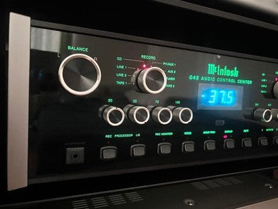 MCINTOSH C42 AUDIO CONTROL CENTER PREAMPLIFIER 8 BAND EQ VINTAGE HIGH END AUDIO
