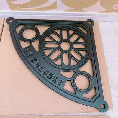 LE CREUSET 5 TIER POT STAND MATTE BLACK DISCONTINUED NEW UNUSED MADE IN FRANCE