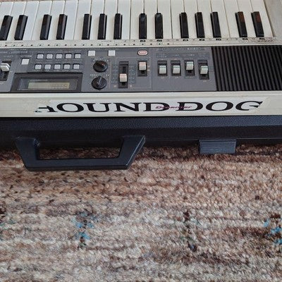 CASIO PORTASOUND CASIOTONE MT-70 VINTAGE KEYBOARD 1970S W HARD CASE ADAPTER