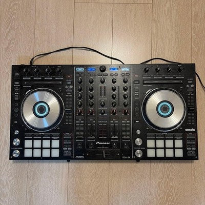 PIONEER DDJ-SX PRO DJ CONTROLLER SERATO 4-CHANNEL W/HARD CASE TESTED FROM JAPAN