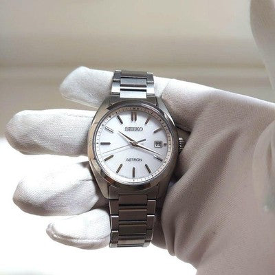 SEIKO ASTRON SBXY029 7B72-0AD0 SOLAR RADIO CONTROLLED TITANIUM WATCH