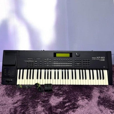 ROLAND XP-60 SYNTHESIZER 61 KEY WORKSTATION MUSIC KEYBOARD TESTED JAPAN