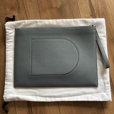 DELVAUX CLUTCH BAG - GRAY LEATHER - EXCELLENT CONDITION - MADE IN BELGIUM