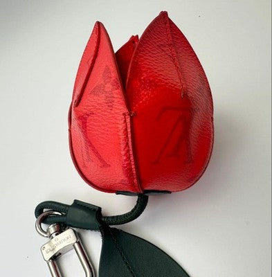 LOUIS VUITTON MP3388 BIJOU SAC MONOGRAM FLOWER CHARM LEATHER BAG KEYCHAIN USED