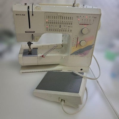 BERNINA 1090 RICCAR COMPUTERIZED SEWING MACHINE TESTED FROM JAPAN