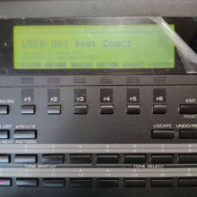 ROLAND XP-80 SYNTHESIZER TESTED WORKING FDD OK SR-JV80-02 INSTALLED AS IS