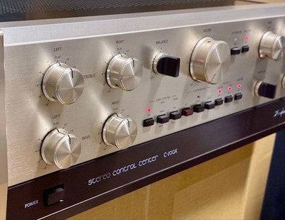 ACCUPHASE C-200X STEREO CONTROL CENTER PREAMPLIFIER 50HZ/60HZ 80W JAPAN