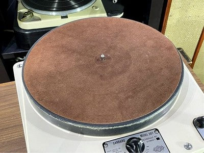 GARRARD 301 TURNTABLE, GREASE BEARING MODEL, 50HZ, MOUNTING BOLTS