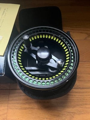 LOOP OPTY SPEEDRUNNER FLY REEL LARGE ARBOR BLACK FISHING TACKLE USED WITH CASE