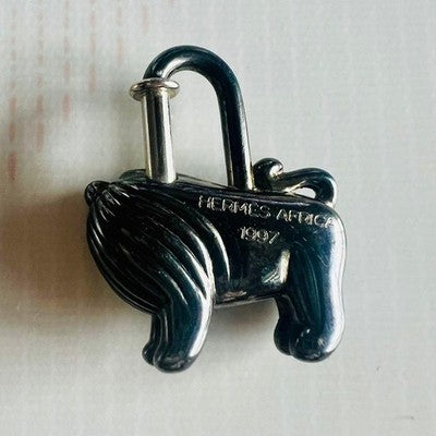 HERMES 1997 MARGIELA ERA LION CADENA CHARM PALLADIUM SILVER LIMITED EDITION