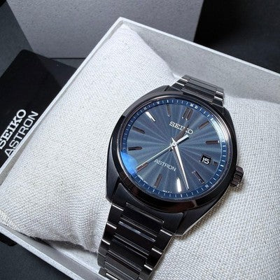 SEIKO ASTRON SBXY031 TITANIUM SOLAR RADIO CONTROLLED BLUE DIAL WATCH BOX SET