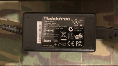 ELEKTRON ANALOG FOUR MKI 4-VOICE ANALOG SYNTH FROM JAPAN