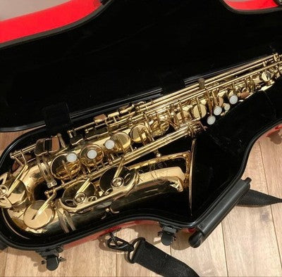 JUPITER JAS-769-76 ALTO SAXOPHONE GOLD LACQUER WITH HARD CASE MUSICAL INSTRUMENT
