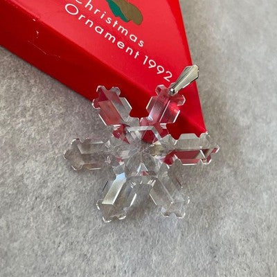SWAROVSKI 1992 CHRISTMAS SNOWFLAKE CRYSTAL ORNAMENT WITH BOX RARE GOOD LIMITED