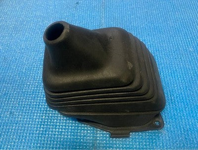 TOYOTA AE86 LEVIN TRUENO T50 TRANSMISSION SHIFT LEVER BOOT 4AG USED