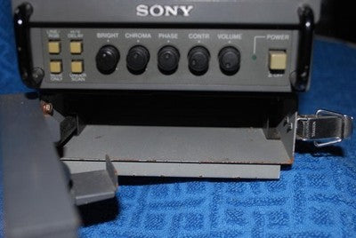 SONY PVM-6041Q TRINITRON COLOR VIDEO MONITOR 6" CRT PRO DISPLAY FOR PARTS