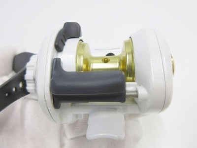 SHIMANO CHINUMATIC 1001 SP WITH SPARE SPOOL REEL FOR BLACK SEA BREAM WHITE AS IS