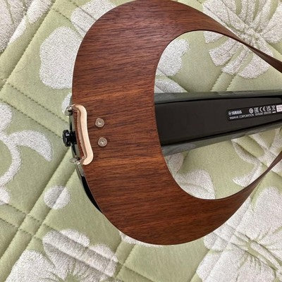 YAMAHA YEV 105BL BLACK 5 STRING SILENT ELECTRIC VIOLIN WITH CASE JAPAN