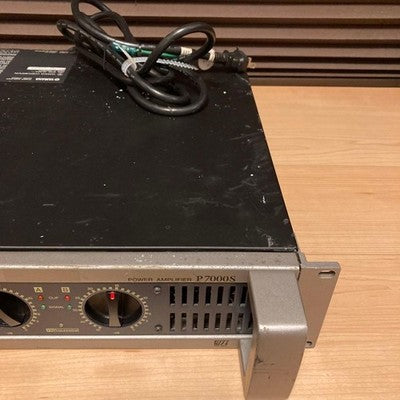 YAMAHA P7000S POWER AMPLIFIER JUNK FOR PARTS UNTESTED PRO AUDIO AMP