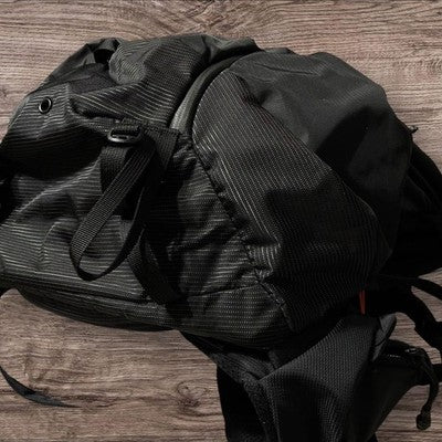 MYSTERY RANCH RADIX 31 BLACK BACKPACK 31L HIKING TRAVEL OUTDOOR BAG GOOD USED