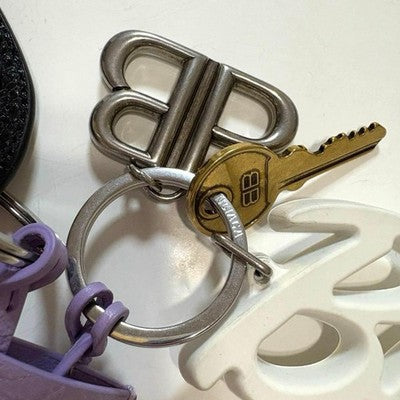 BALENCIAGA Le City Heart Charm Keyring Lilac/Black Used From Japan