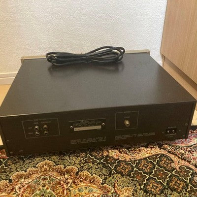 ACCUPHASE T-105 FM TUNER QUARTZ LOCK SYNTHESIZER VINTAGE HIFI JAPAN