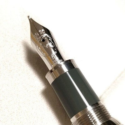 MONTBLANC WRITERS EDITION 2019 RUDYARD KIPLING FOUNTAIN PEN MEDIUM NIB W/BOX