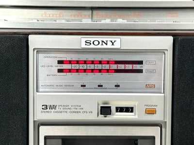 SONY CFS-V8 VINTAGE BOOMBOX RADIO CASSETTE PLAYER 1979 RETRO JAPAN