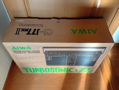 AIWA CS-J77MKII VINTAGE 1980 BOOMBOX WITH ORIGINAL BOX DOLBY NR METAL TAPE DSL