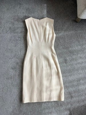 CHANEL IVORY SLEEVELESS DRESS SIZE 38 WOOL SILK CC BUTTON ELEGANT AUTHENTIC