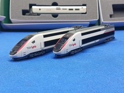 KATO 10-1325 TGV LYRIA 10 CAR SET N SCALE MODEL TRAIN MOTOR LIGHT TESTED