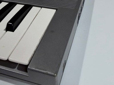 YAMAHA CS01 ANALOG SYNTHESIZER VINTAGE MONO SYNTH KEYBOARD SOUND TESTED GOOD