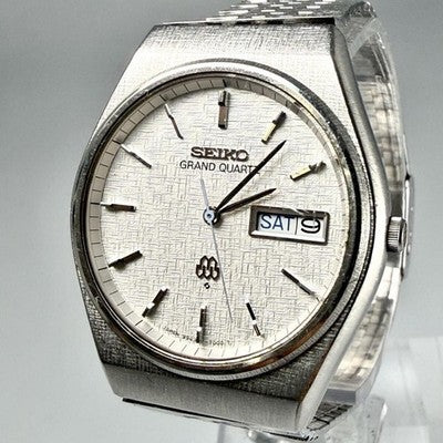SEIKO GRAND QUARTZ 9943-7000 TWIN QUARTZ LINEN DIAL DAYDATE MEN WATCH VINTAGE
