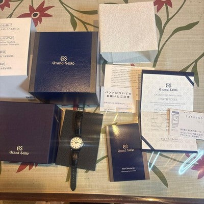 SEIKO SBGW231 GRAND SEIKO MEN'S WRISTWATCH MANUAL WINDING JAPAN MADE