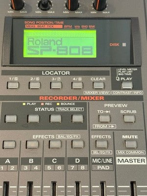 ROLAND SP-808 GROOVE SAMPLER WITH ZIP DISK & POWER CABLE - ONE KNOB MISSING